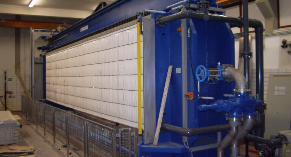 Schlammentwässerungsgerät