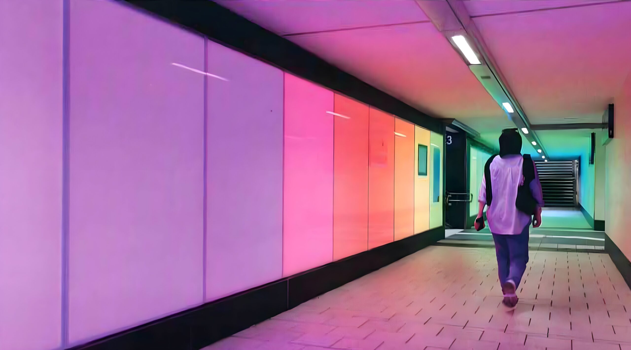 Beleuchtete Unterführung Bahnhof Miltenberg