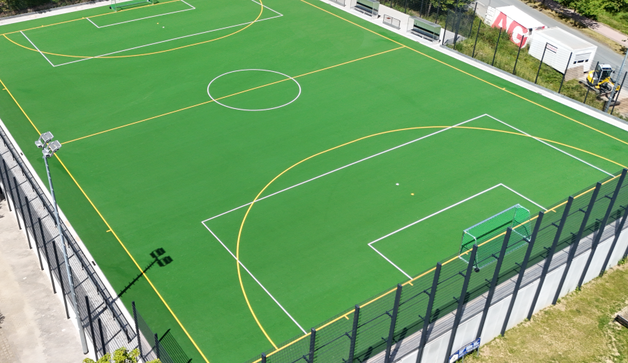 Hockeyfeld in Bad Homburg aus der Vogelperspektive