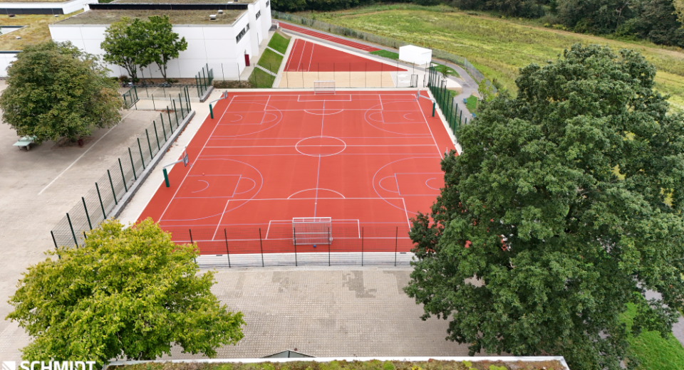 Multifunktionsspielfeld in Dormagen-Hackenbroich aus der Vogelperspektive